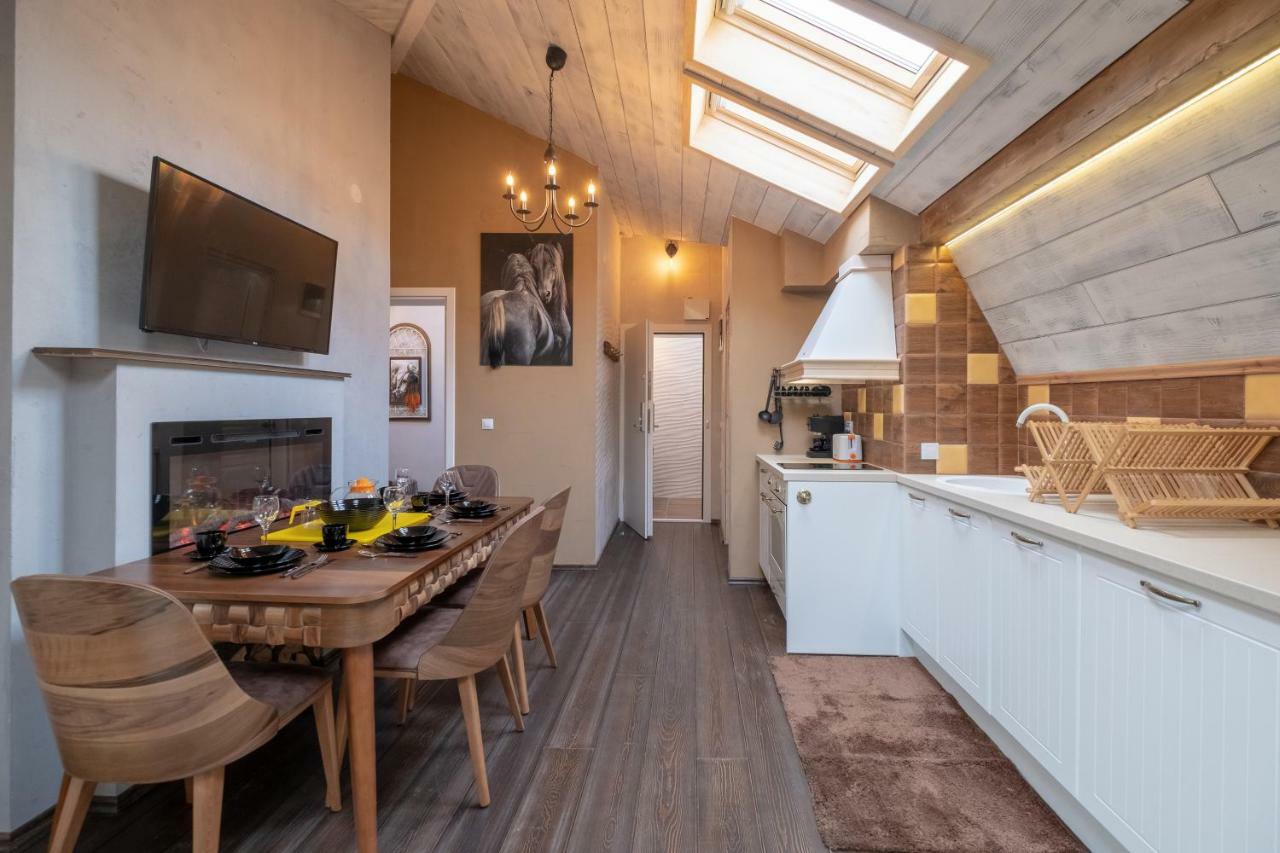 2-Bedroom Elegant Apartment In Mediterranean Style Софія Екстер'єр фото